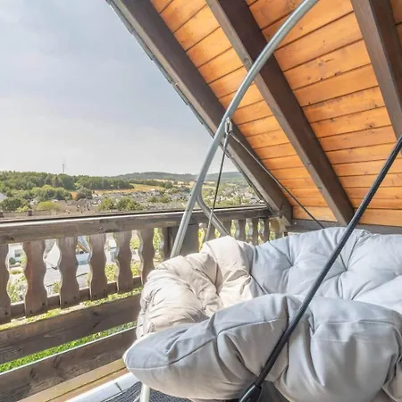 Panorama-loft Mit Weitblick Ueber Stadt