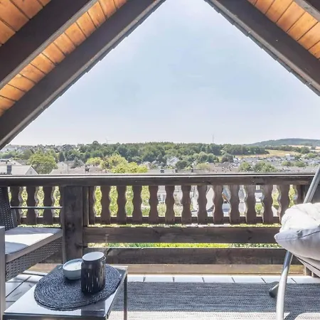 Panorama-loft Mit Weitblick Ueber Stadt Apartman *